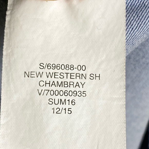 GAP Maternity Denim Womens Soft Distressed Button Up w/ pockets Size Small - Picture 10 of 11